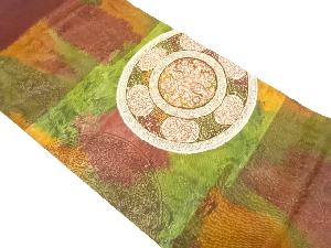 絵皿に花模様織り出し　名古屋帯